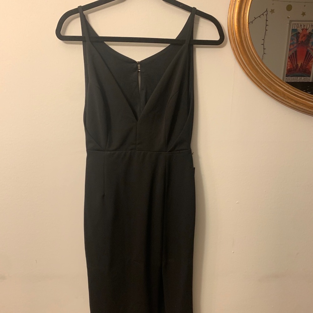 black Lulu’s dress